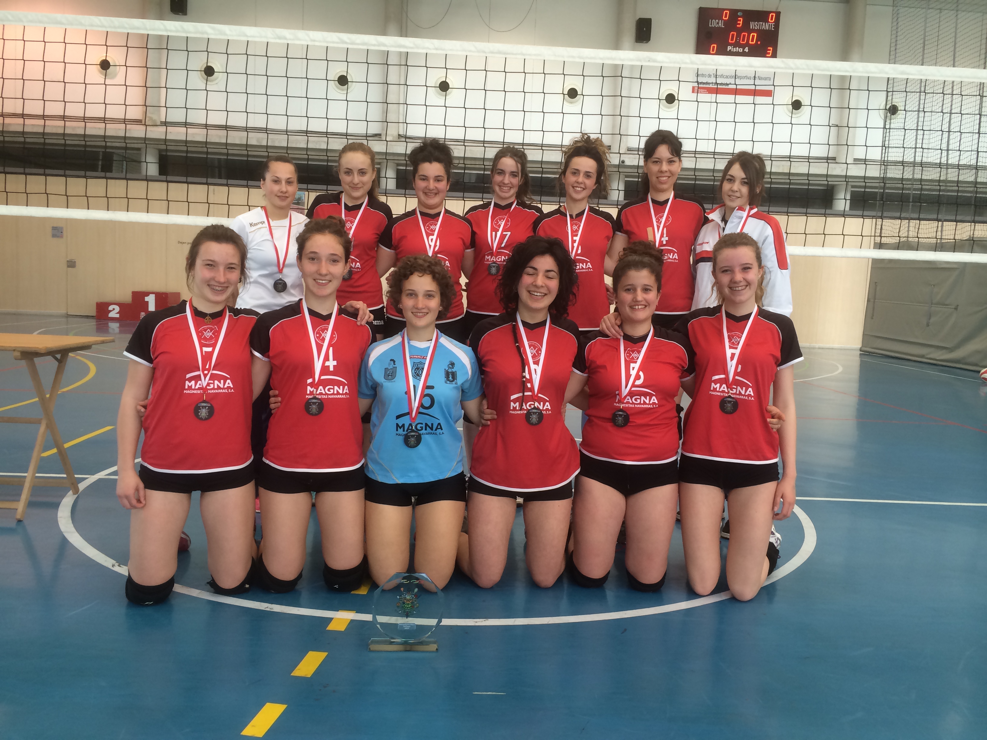 Las juveniles de Zubiri se llevan la liga.